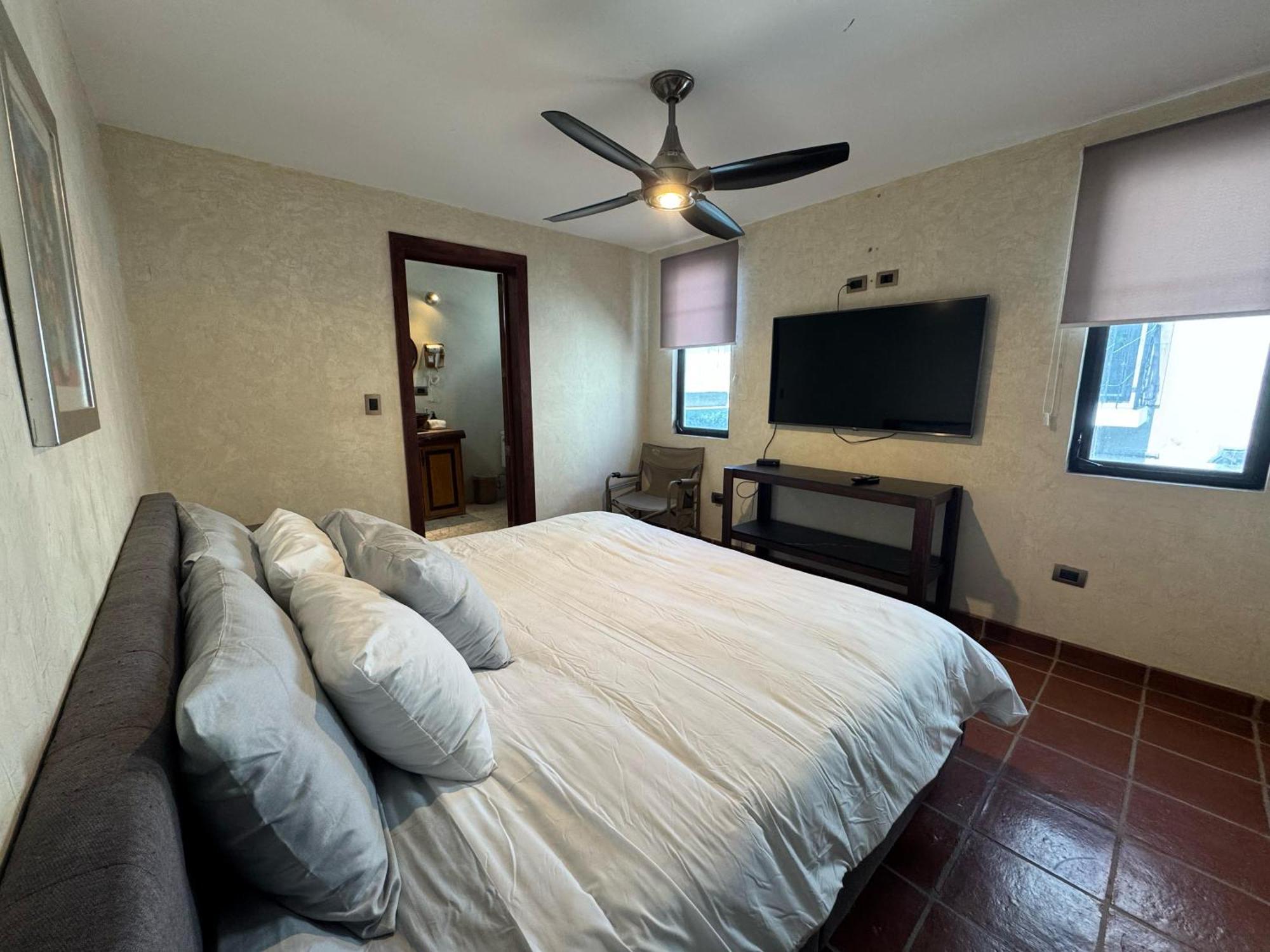 Macarena Guest House Сан Мигел де Аленде Екстериор снимка